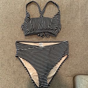 Black and White Bikini XL